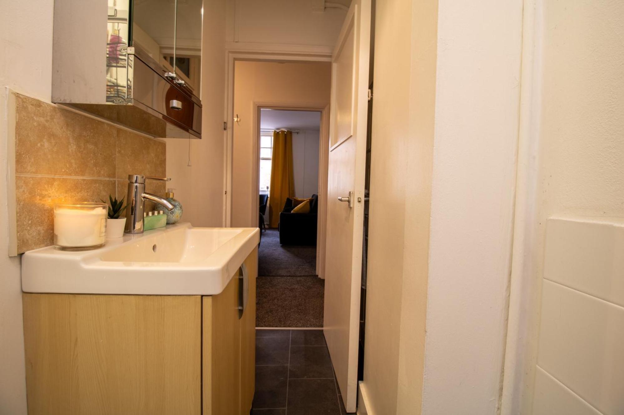 Chic Urban Retreat 1 Bedroom Gem In Covent Garden London Exterior foto