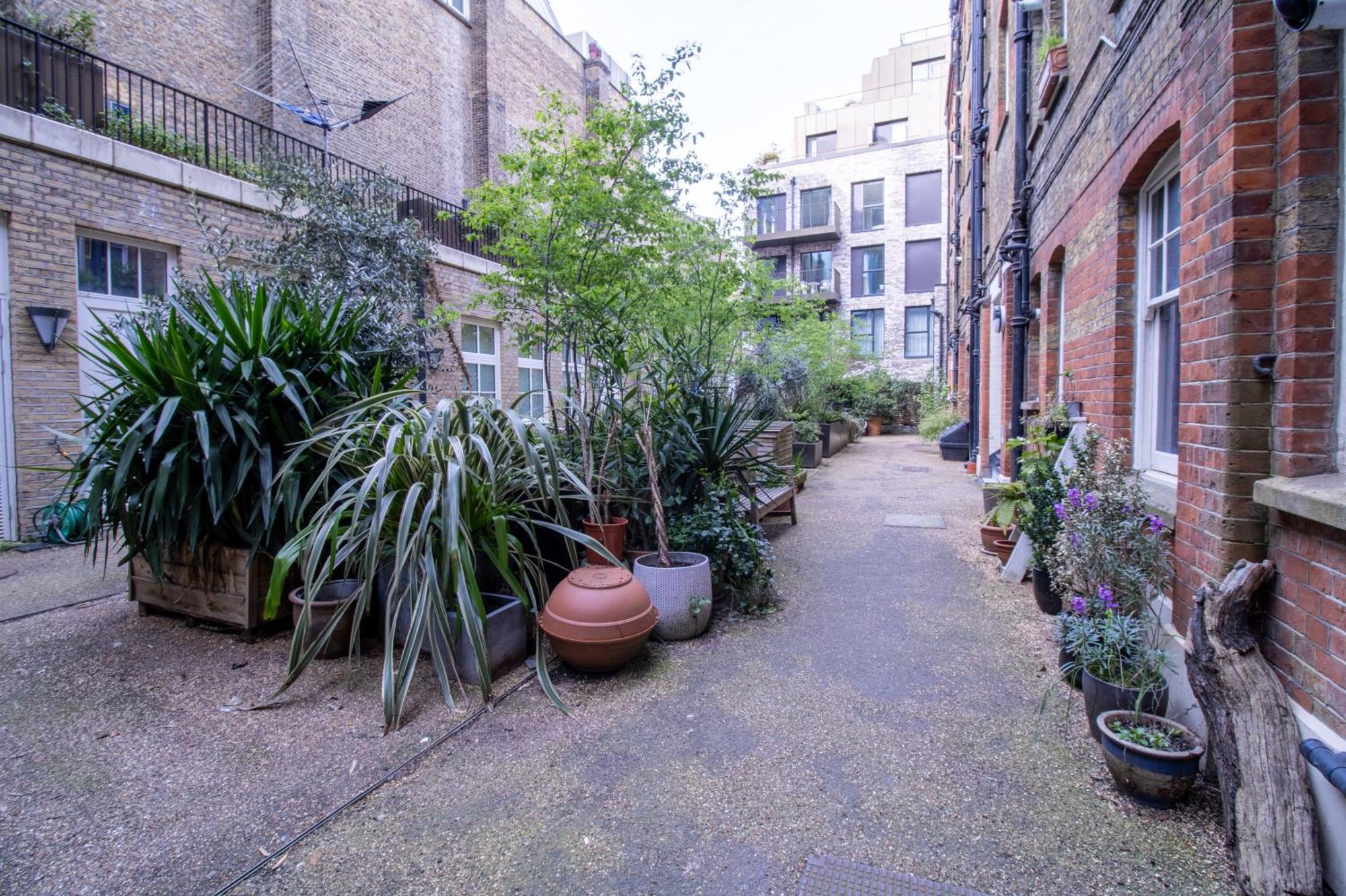 Chic Urban Retreat 1 Bedroom Gem In Covent Garden London Exterior foto